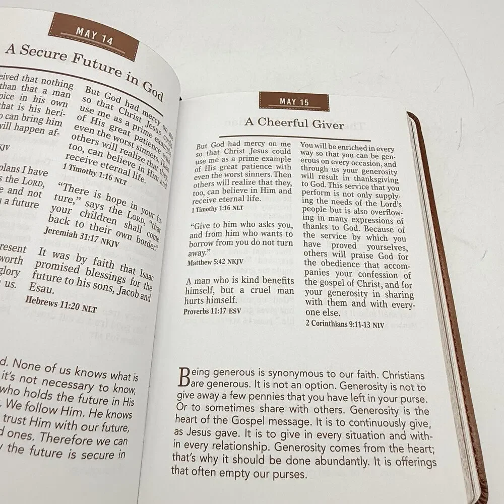 Pocket Bible Devotional for Men Imitation Leather First edition 2017